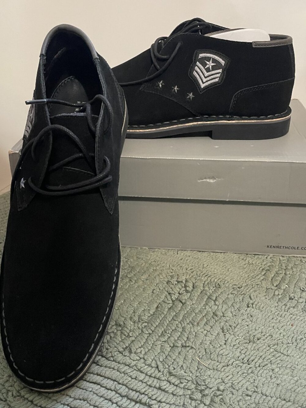 Kenneth Cole - Reaction Desert Sun Embellished Suede Chukka Boots Men's 11.5 NWT